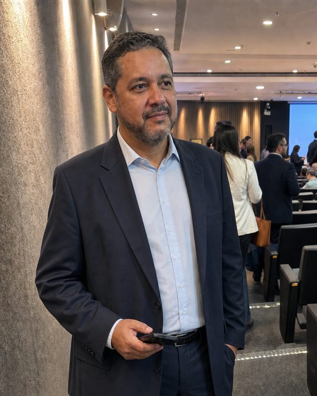 Rogério, retrato